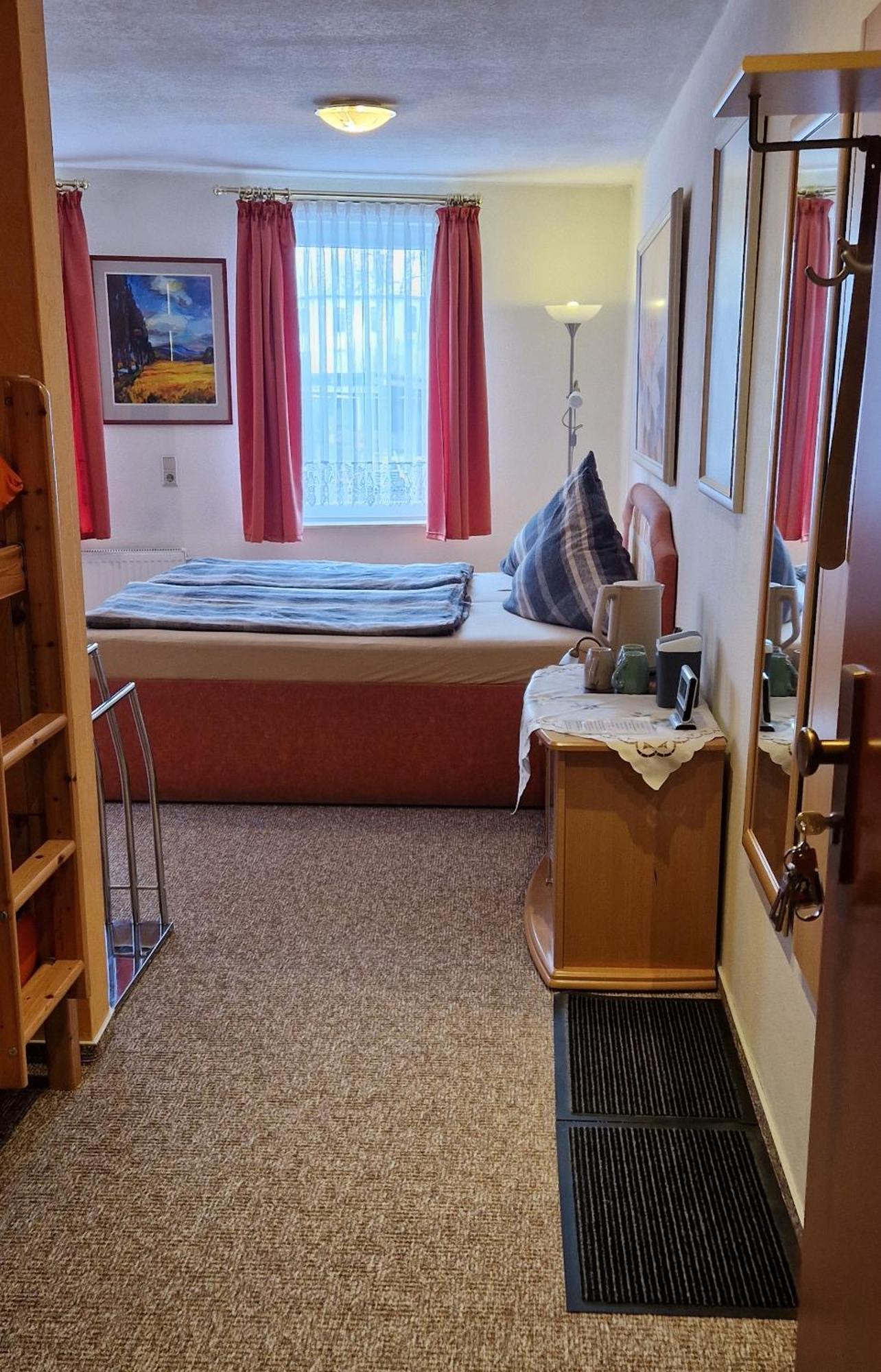 Galeriecafe Und Pension Ambiente Zittau Bagian luar foto